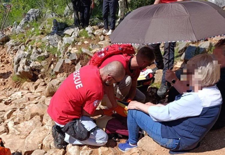 HGSS Čitluk-Međugorje pružio pomoć ozlijeđenoj ženi na Brdu ukazanja