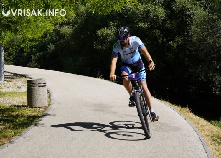 Veliki broj trkača na Širokobriješkoj petici i Kros duatlonu