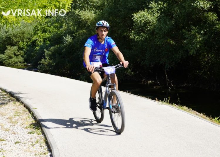 Veliki broj trkača na Širokobriješkoj petici i Kros duatlonu