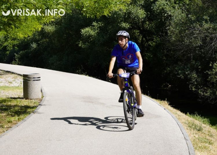 Veliki broj trkača na Širokobriješkoj petici i Kros duatlonu