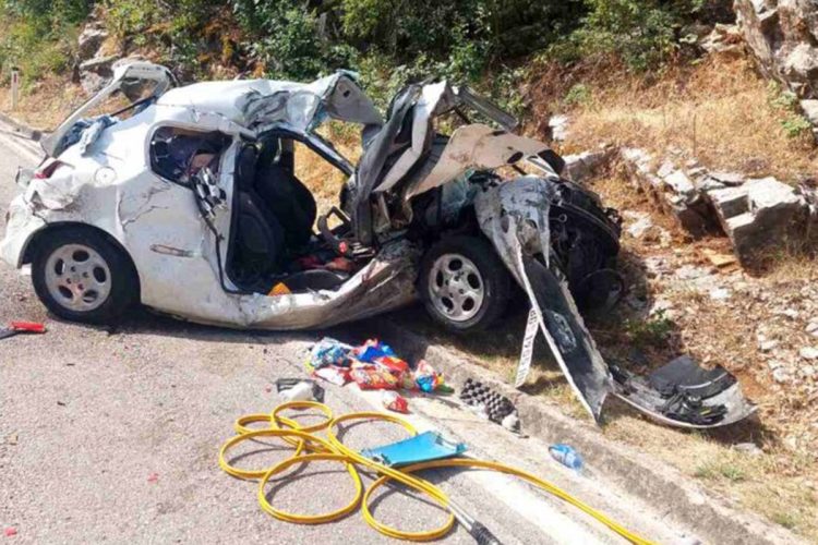 Dvije osobe poginule u prometnoj nesreći u Hercegovini