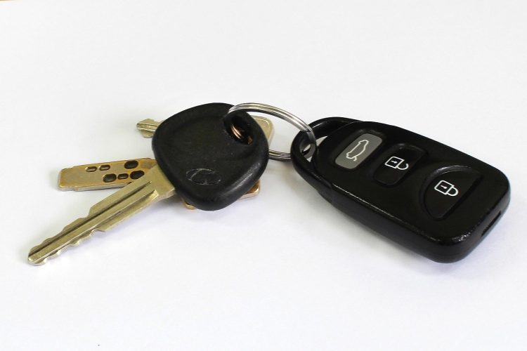 Jedino je WC daska gora: Evo koliko su prljavi auto ključevi i kako se čiste