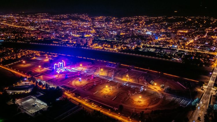 Vodič za Thompsonov koncert na Hipodromu: Kako stići, što ponijeti i kako izdržati vrućinu