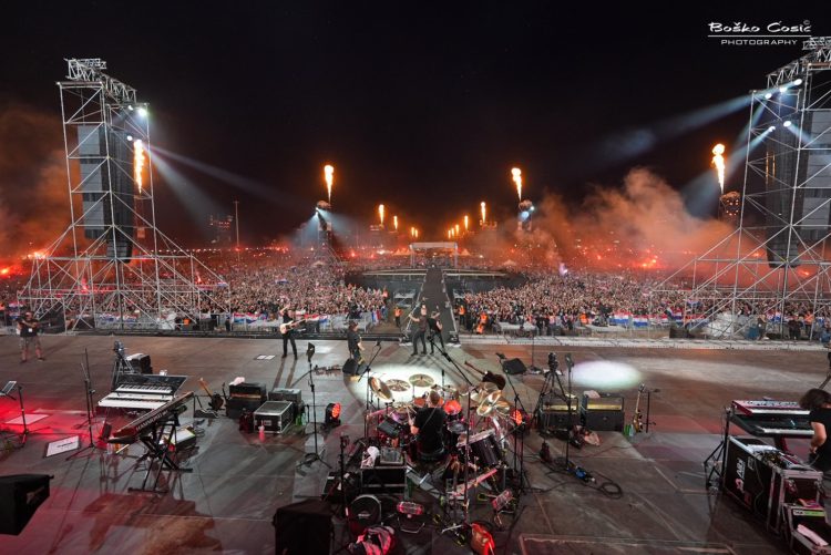 Thompson se javio sa službenog profila: “Pozdrav sa zagrebačkog Hipodroma od nas 504 000”