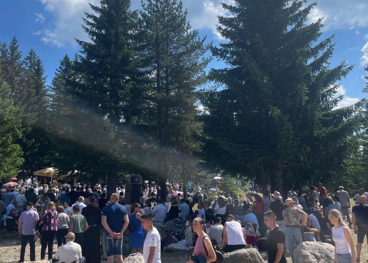 Tisuće hodočasnika na Kedžari obilježilo Divin dan uz polaganje redovničkih zavjeta