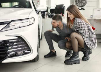 Rabljeni automobili: Što je važnije kilometraža, godina proizvodnje ili održavanje?