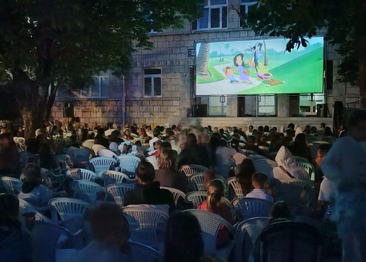 Posušje: Kino pod zvijezdama najposjećenija manifestacija Posuškog lita