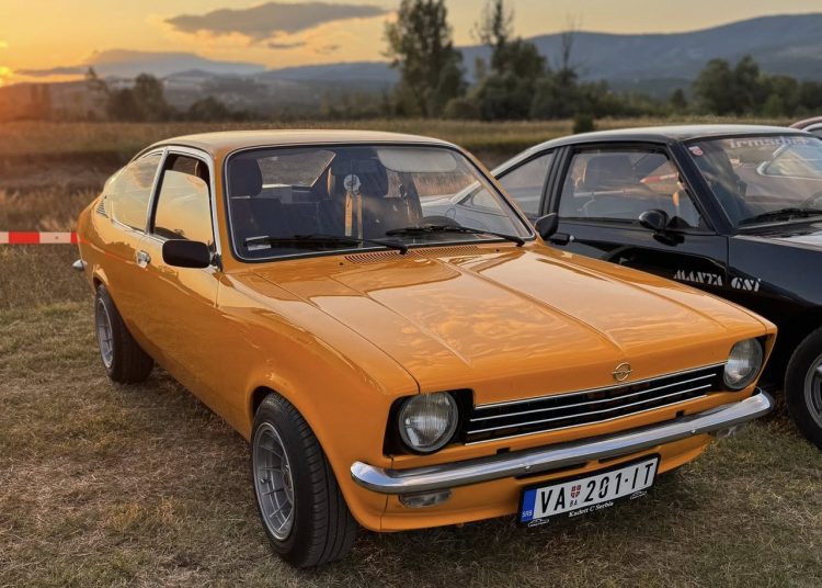Foto: Opel oldschool club Hercegovina