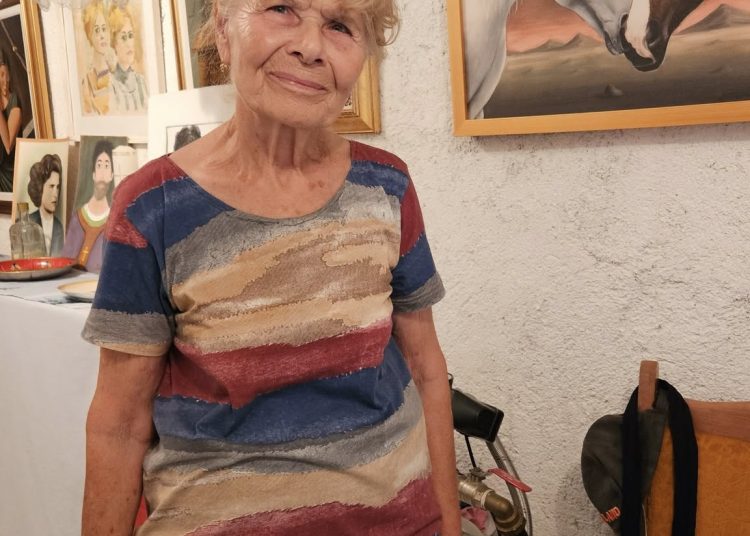 Priča koja osvaja srce: Pogledajte što je sve naslikala baka Blagica iz Crnih Lokava
