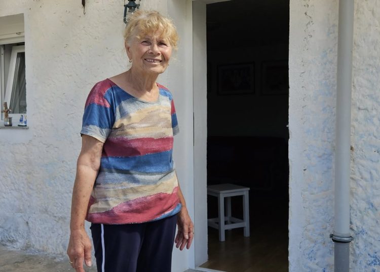 Priča koja osvaja srce: Pogledajte što je sve naslikala baka Blagica iz Crnih Lokava