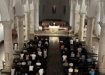 Široki Brijeg: Održano cjelonoćno klanjanje na Brigu
