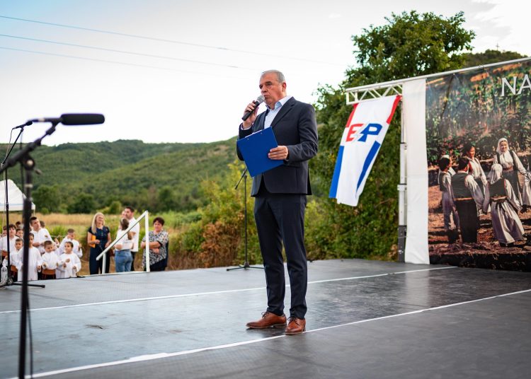 Foto: Grad Široki Brijeg