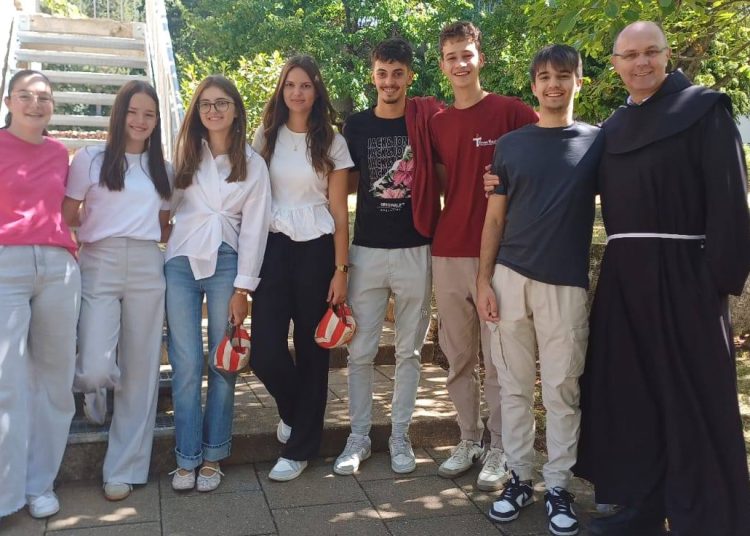 Fra Mario Knezović podijelio dojmove sa 27. susreta svećenika i časnih sestara posuškoga kraja