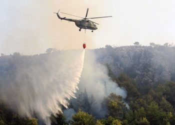 Požar kod Prozora-Rame i dalje aktivan, zatražena međunarodna pomoć u gašenju