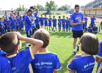 Budi dio GNK Dinamo Zagreb nogometnog kampa u Širokom Brijegu