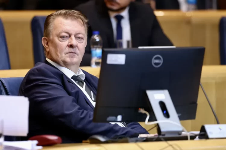 Ćosić: Ne kupujem mačka u vreći, PDV zahtijeva jasne brojke