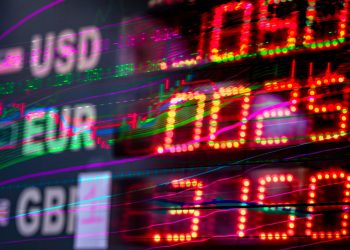 Europske burze bilježe pad dok ulagači čekaju ishod trgovinskih pregovora SAD-a i EU