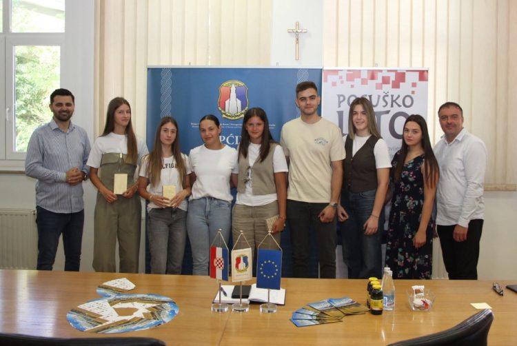 Evo tko su učenici generacije u Posušju