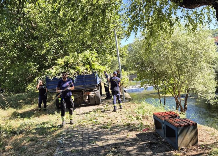Široki Brijeg: Nastavljeno čišćenje korita rijeke Lištice