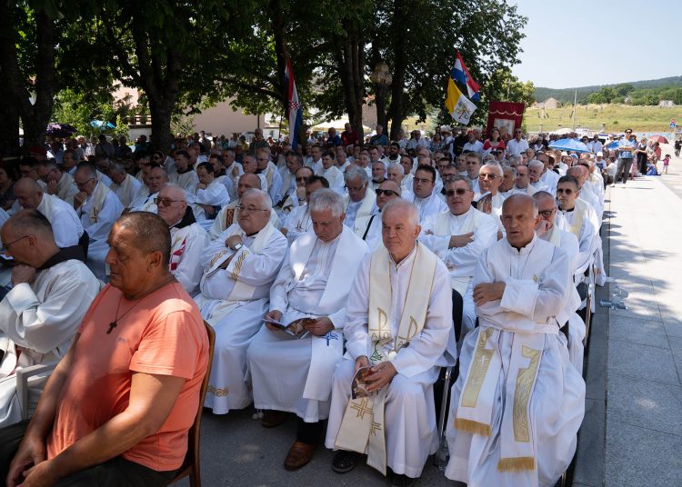 Tomislavgrad: Proslavljena 1100. obljetnica Hrvatskog Kraljevstva