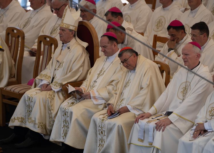 Tomislavgrad: Proslavljena 1100. obljetnica Hrvatskog Kraljevstva