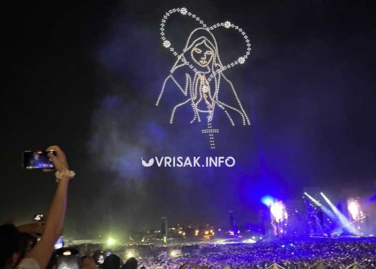 Spektakl u Zagrebu: Dronovi u obliku Gospe iznad Hipodroma