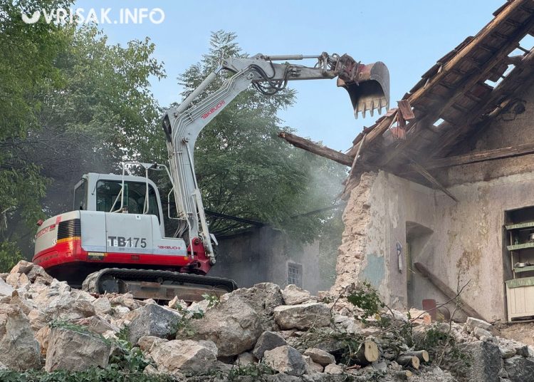 U središtu Širokog Brijega srušena “Penavića kuća”