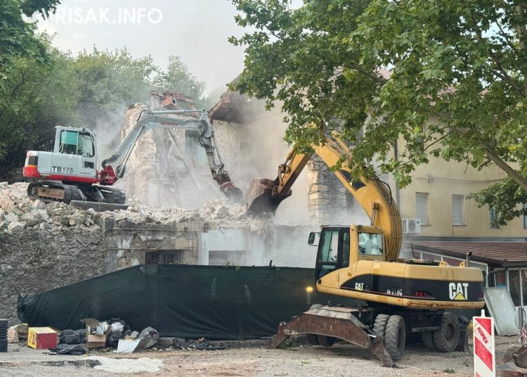 U središtu Širokog Brijega srušena “Penavića kuća”