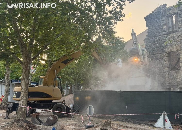 U središtu Širokog Brijega srušena “Penavića kuća”