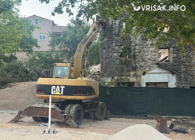 U središtu Širokog Brijega srušena “Penavića kuća”