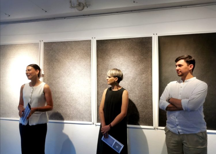 Široki Brijeg: Izložba “ORNO” Lea Pavlovića otvorena u galeriji Vrba