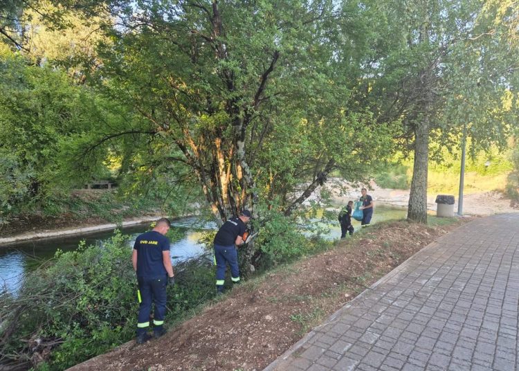 Široki Brijeg: Započelo čišćenje korita rijeke Lištice