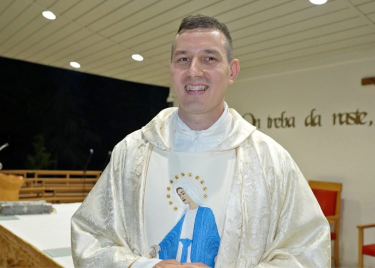 Ljubuški: Don Pavao Prusina na Humcu proslavio Mladi misu
