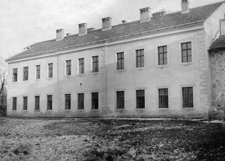Iz prošlosti Širokog Brijega: Prva zgrada Franjevačke klasične gimnazije