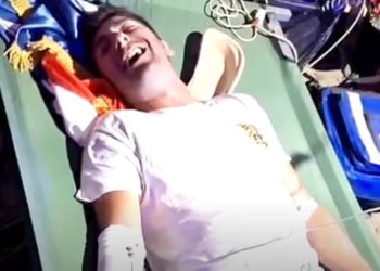 Imoćanin postao viralni heroj: Pjeva Thompsonov hit dok prima infuziju
