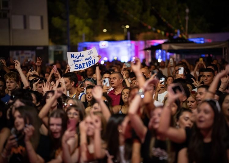 Mostar Summer Festu: Bajaga i Instruktori podugli atmosferu