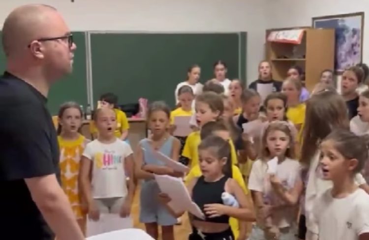 Najmlađi čuvari tradicije pripremaju se za proslavu 25 godina HKUD-a Mokro