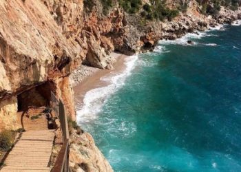 Viralni video poljskog turista izazvao hrpu komentara: “Tri minute do plaže… ali ste u Hrvatskoj”