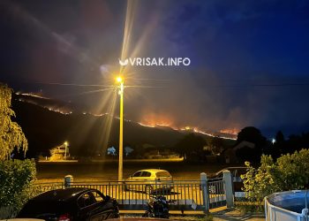 Pogledajte kako izgleda požar u Mostaru, vatra 200 metara od kuća