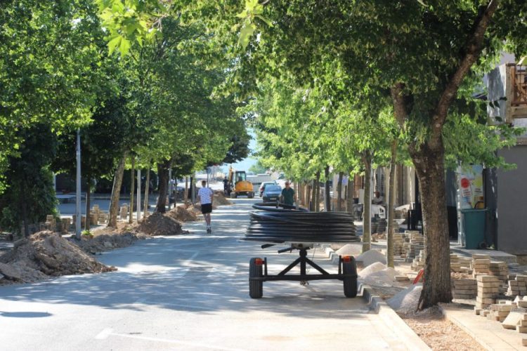 Posušje: Postavlja se 80 novih stupova javne rasvjete