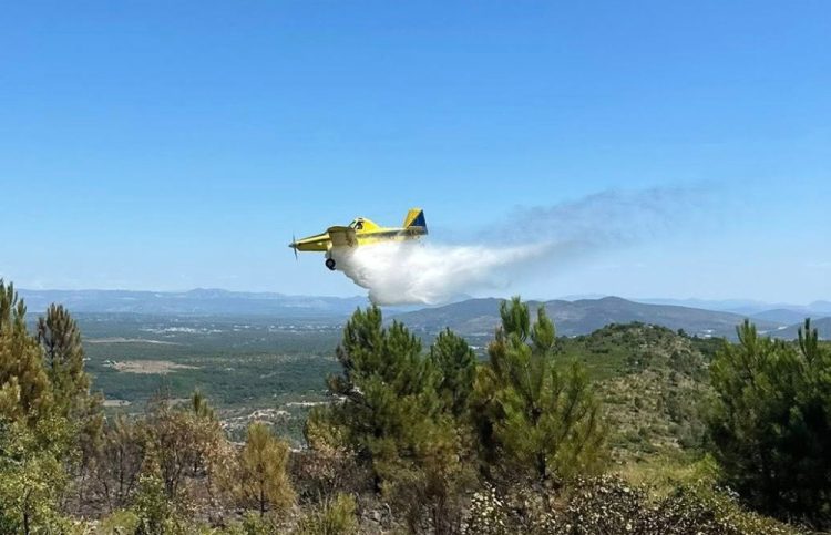 Požar u Ljubuškom: Vatrogascima u pomoć došao i Air Tractor