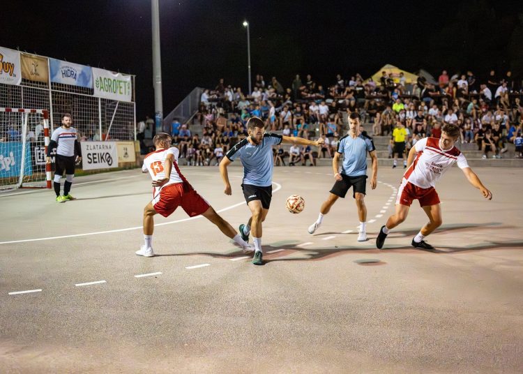 Remi Ciglane Gradac i Dobrkovića, Jare slavile protiv Uzarića, Privalj protiv DPGD