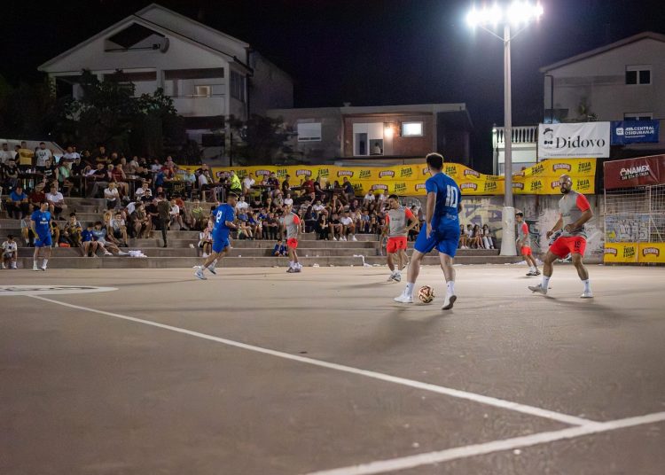 Remi Ciglane Gradac i Dobrkovića, Jare slavile protiv Uzarića, Privalj protiv DPGD