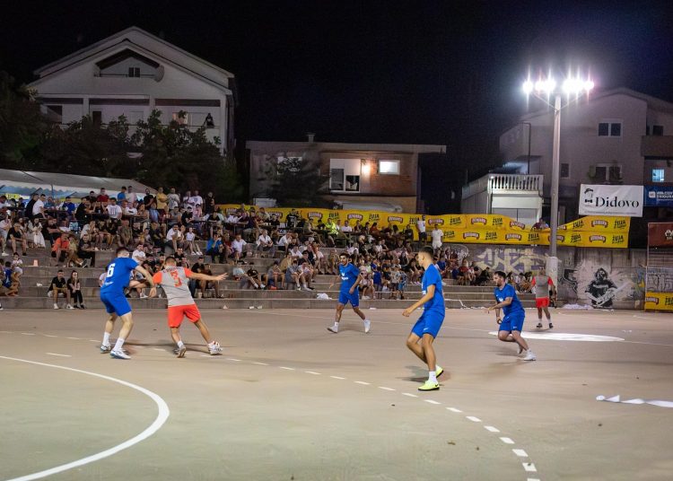 Remi Ciglane Gradac i Dobrkovića, Jare slavile protiv Uzarića, Privalj protiv DPGD