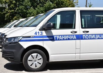 Spriječeno krijumčarenje 11 migranata u Grudama