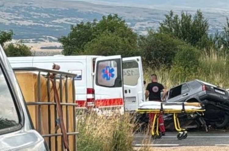 Teška prometna nezgoda kod Tomislavgrada, jedna osoba poginula