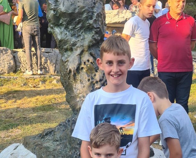 Uočnica Divinog dana na Kedžari okupila brojne vjernike
