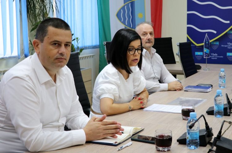 Vlada HNŽ-a: 266 tisuća KM za sistematske preglede djece u osnovnim školama