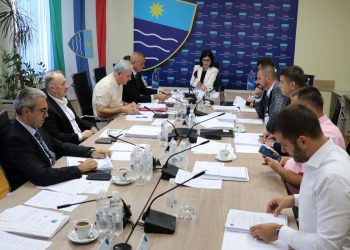 Vlada HNŽ-a osigurala nastavak isplate naknada ženama-majkama