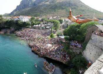 Skokovi sa Starog mosta: Prvi put nakon rata nastupaju i skakači iz Hrvatske